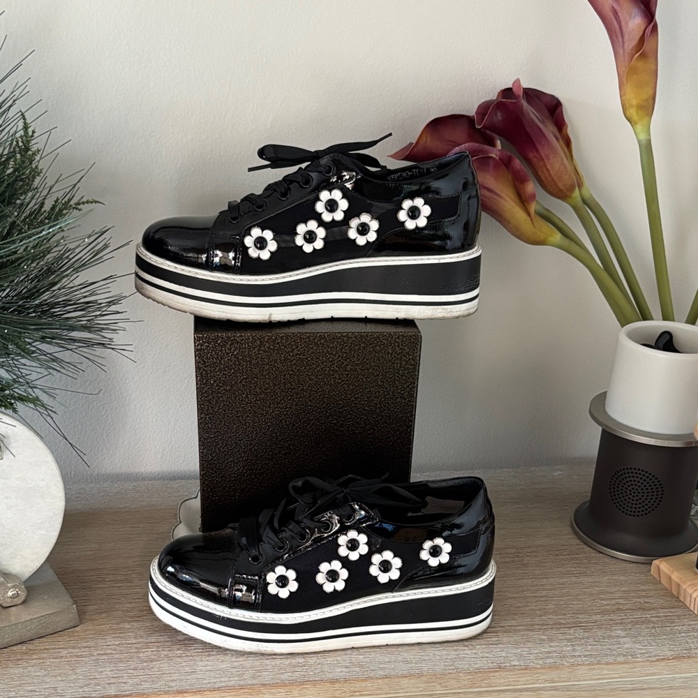 Glossy Black Floral Women's Sneakers